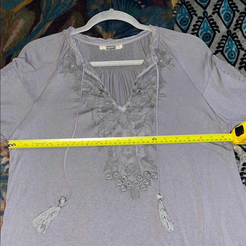 GIMMICKS by BKE Viscose Blend Charcoal Lace-Accent Long Sleeve Blouse Size Small - Picture 10 of 12